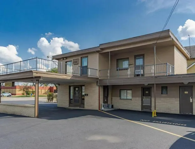 DuBois Manor Motel hotel detail image 1