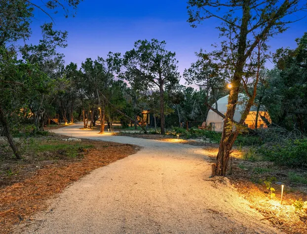 The Cedars Ranch hotel detail image 3