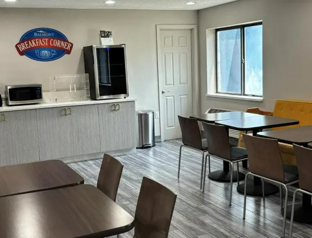 Days Inn By Wyndham Davenport hotel detail image 2