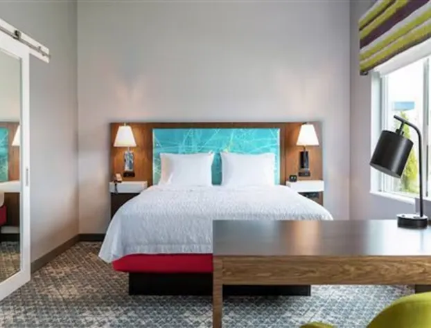 Hampton Inn By Hilton Santa Clarita-Valencia hotel detail image 2