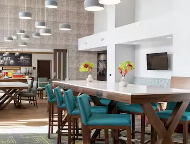 Hampton Inn By Hilton Santa Clarita-Valencia hotel detail image 4