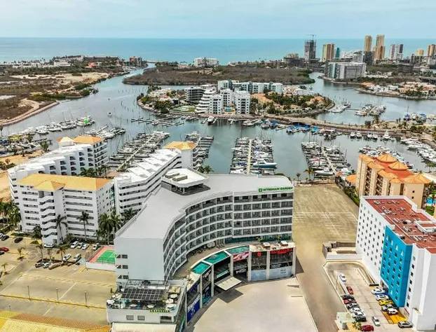 Wyndham Garden Mazatlan Marina hotel detail image 2