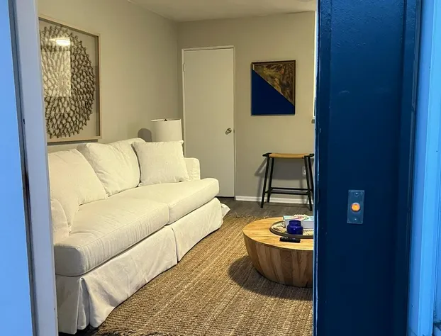 gorgeous property at winter park -131 hotel detail image 3