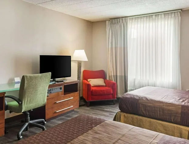 Fairmount Inn & Suites -Stroudsburg hotel detail image 4