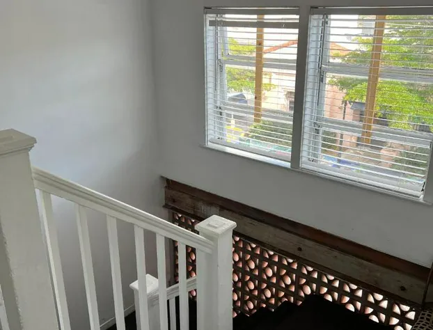 Burns Square Hotel hotel detail image 2