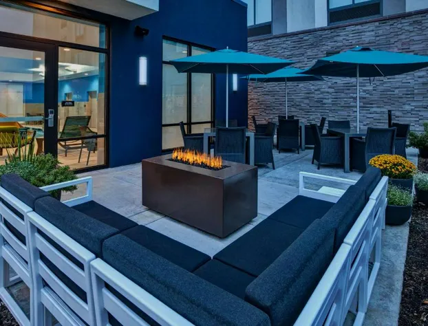 Hampton Inn & Suites By Hilton Indianapolis South Greenwood hotel detail image 4