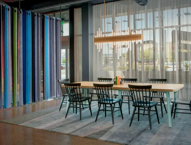 Aloft Indianapolis Downtown hotel detail image 4