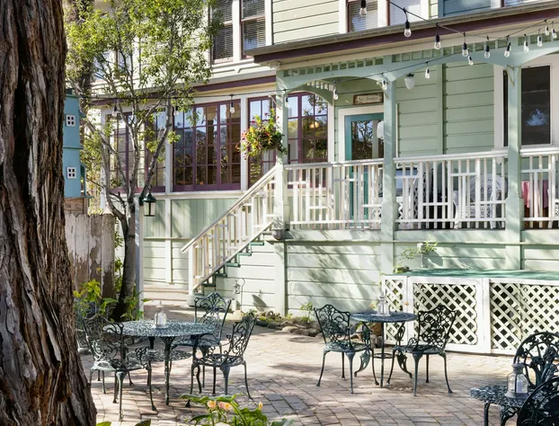 Centrella Hotel, A Kirkwood Collection Hotel hotel detail image 2