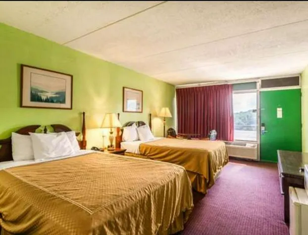 FairBridge Inn Express Renfro Valley hotel detail image 1