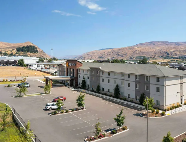 La Quinta Inn & Suites by Wyndham Wenatchee hotel detail image 1