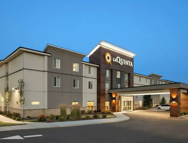 La Quinta Inn & Suites by Wyndham Wenatchee hotel detail image 4
