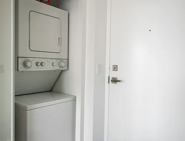 Burano Condos in Downtown Toronto hotel detail image 3