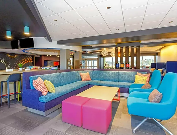 Tru By Hilton Panama City Beach hotel detail image 3