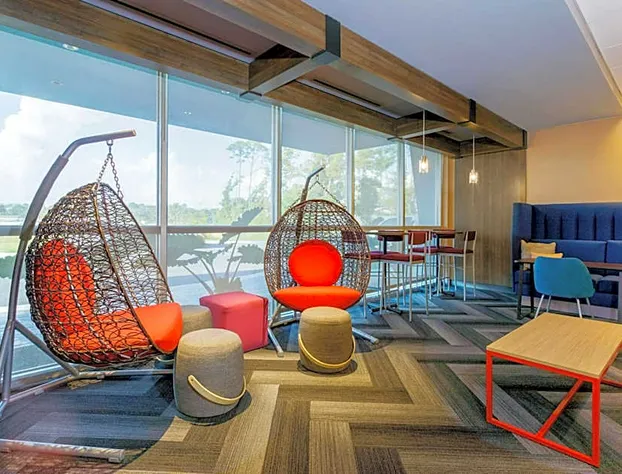 Tru By Hilton Panama City Beach hotel detail image 4