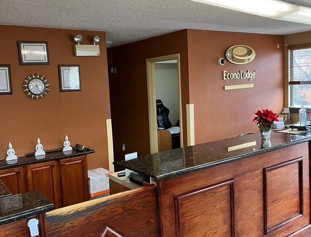 Red Carpet Inn hotel detail image 1