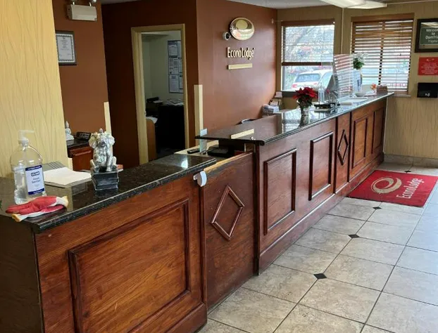 Red Carpet Inn hotel detail image 2