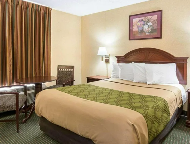 Red Carpet Inn hotel detail image 4