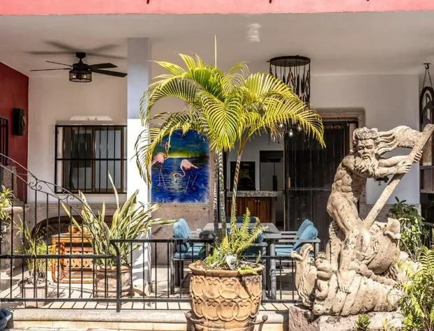 5 Frogs Hotel Bucerias hotel detail image 1