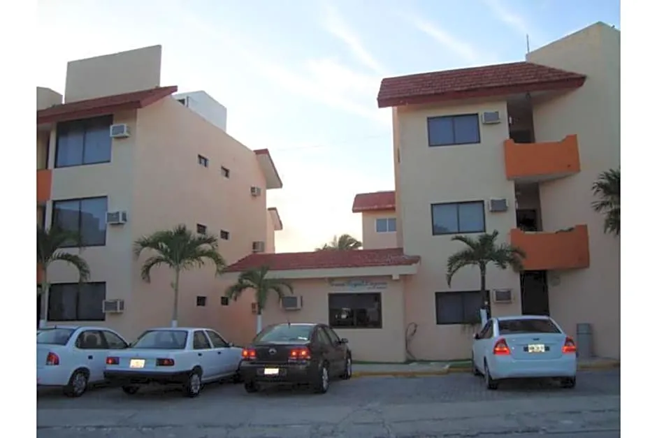 Grand Royal Lagoon hotel hero