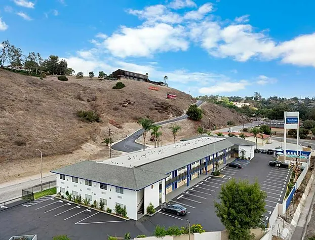 Travelodge by Wyndham Fairplex Pomona hotel detail image 4