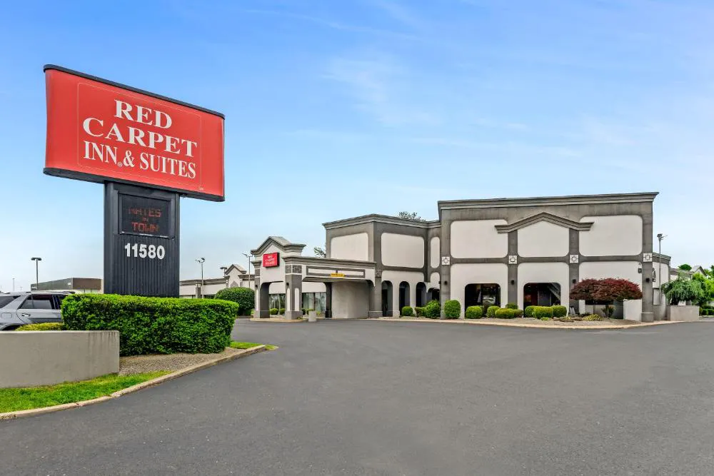Red Carpet Inn & Suites hotel hero