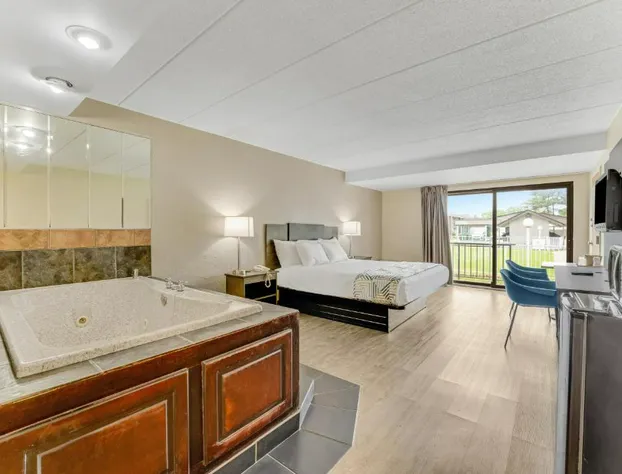 Red Carpet Inn & Suites hotel detail image 3