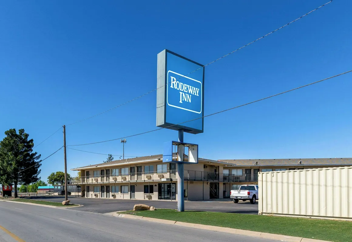 Rodeway Inn Midland South hotel hero