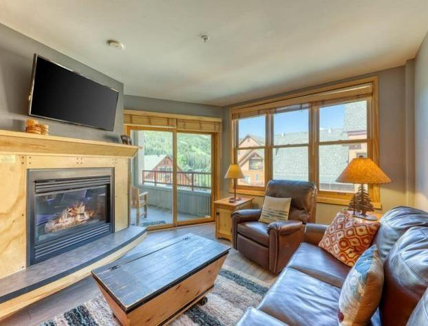 1 Bedroom Mountain Condo in River Run Village with Beautiful Mountain Views and Walking Distance to Ski hotel detail image 4