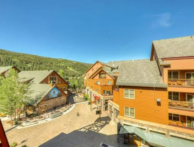 1 Bedroom Mountain Condo in River Run Village with Beautiful Mountain Views and Walking Distance to Ski hotel detail image 4