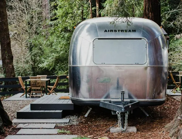 AutoCamp Sequoia hotel detail image 1