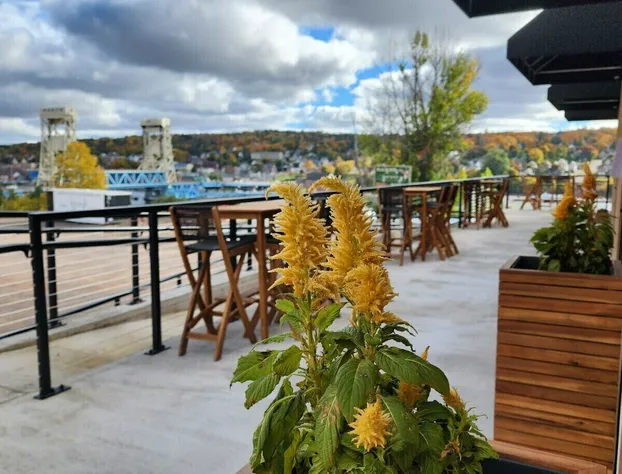 The Lodge Luxury Suites hotel detail image 2