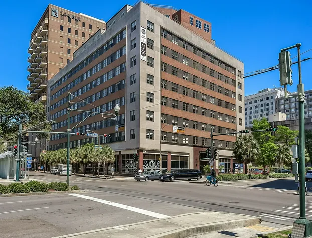 Upscale Condos and Penthouses Close to Canal & Bourbon St. hotel detail image 1