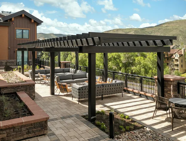 Frontgate by EWH hotel detail image 1