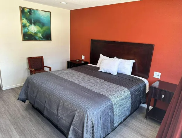 Bell Manor Motel hotel detail image 4