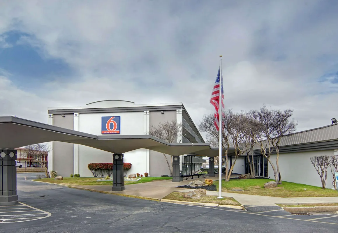 Motel 6 Mesquite, TX – Town East hotel hero