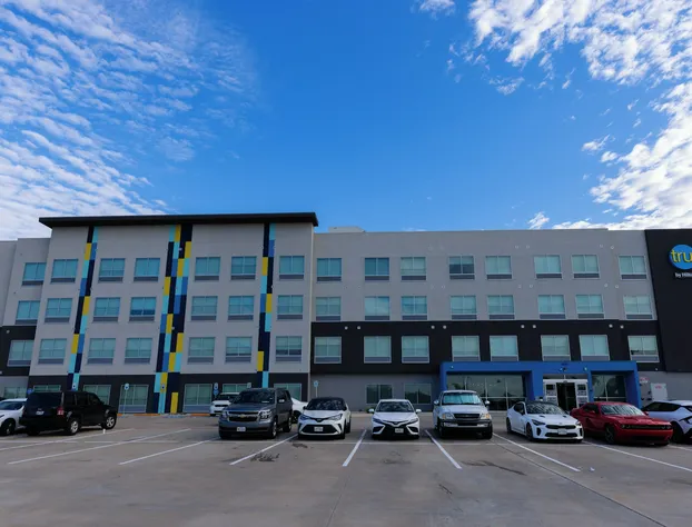 Tru by Hilton Plano Hwy 75 hotel detail image 1