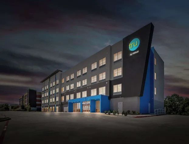 Tru by Hilton Plano Hwy 75 hotel detail image 2