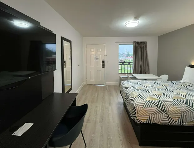 Studio 6 Conroe, TX hotel detail image 4