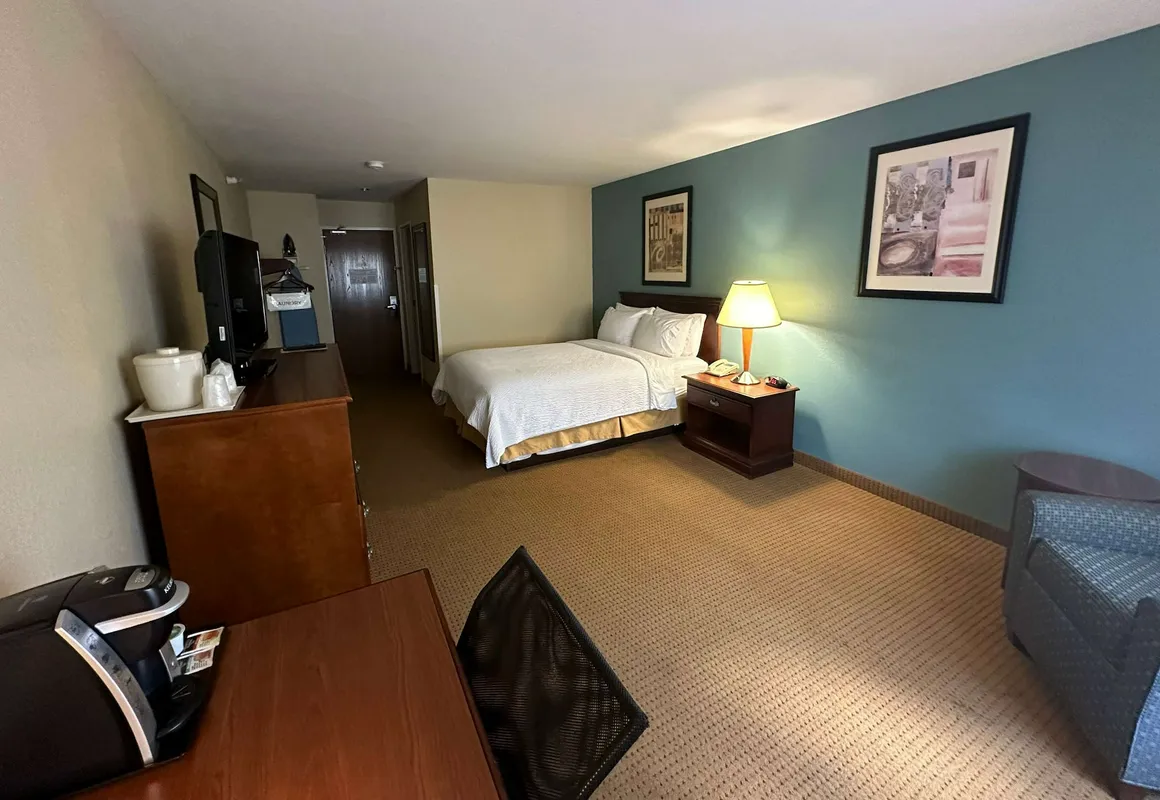 Wingate by Wyndham Newell hotel hero