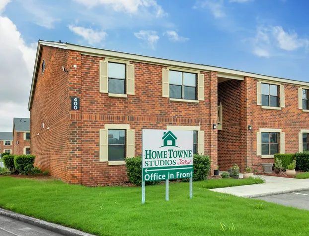 HomeTowne Studios by Red Roof Huntsville - Madison hotel detail image 3