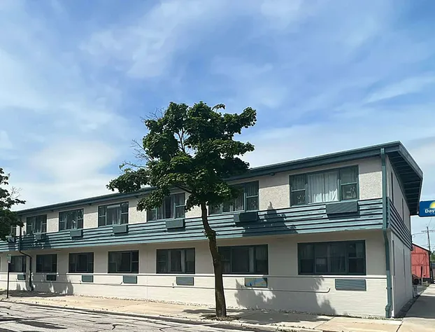 Days Inn by Wyndham Manitowoc hotel detail image 3