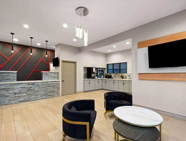 Ramada by Wyndham Bainbridge hotel detail image 4