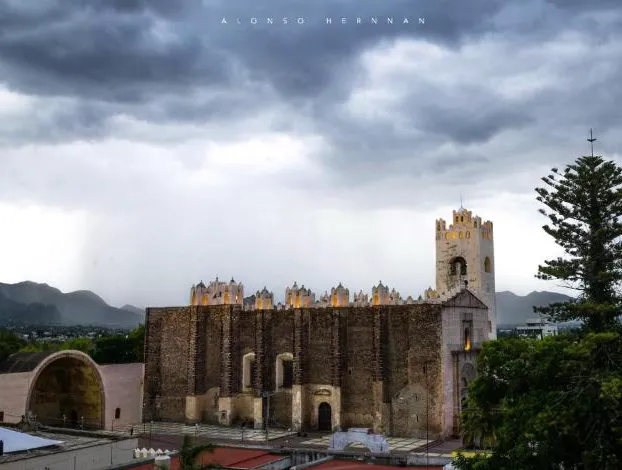 Sendero Hotel hotel detail image 1