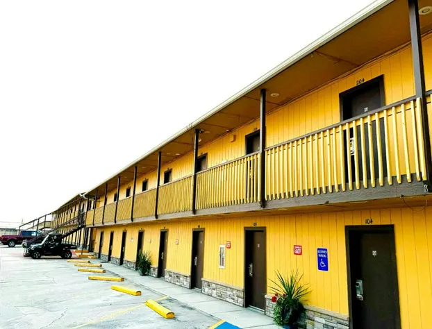 Americas Best Value Inn hotel detail image 1