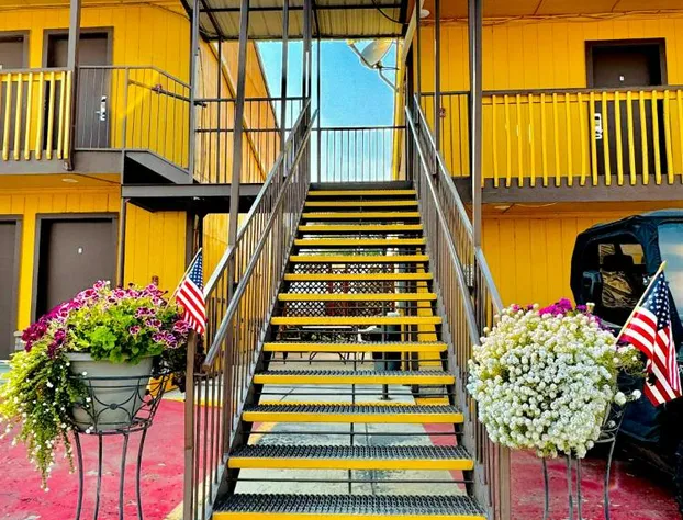 Americas Best Value Inn hotel detail image 2