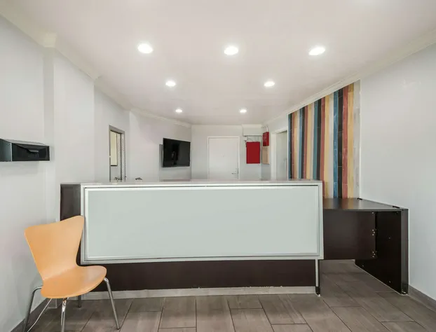 Studio 6 Laredo, TX - North I-35 hotel detail image 3