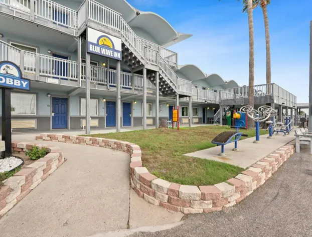 Blue Wave Inn hotel detail image 2