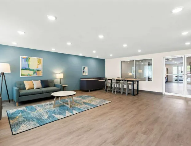 Woodspring Suites Savannah West Chatham Parkway hotel detail image 4