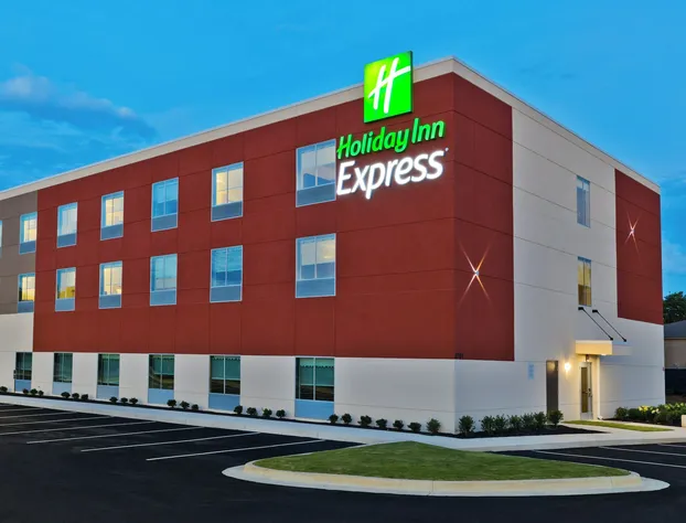 Holiday Inn Express Columbus – Fort Benning Area by IHG hotel detail image 1