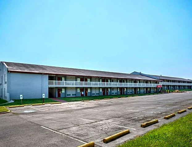 Red Roof Inn Doswell - Kings Dominion hotel detail image 1
